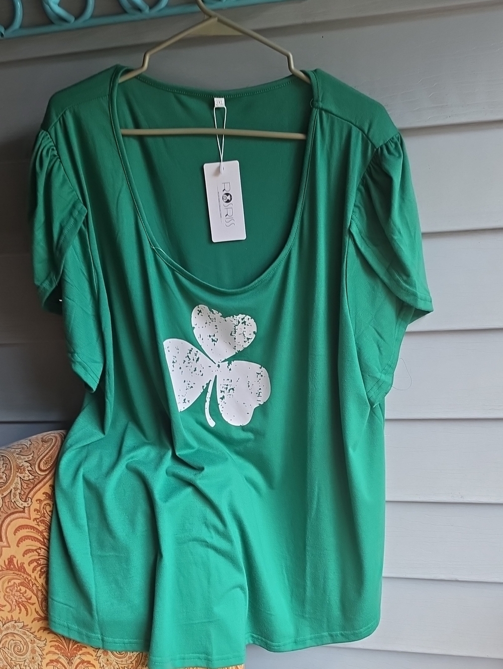 Women’s Green Scoop Neck Tee with Shamrock Graphic